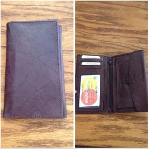 NWT-GENUINE LEATHER Brown Wallet👜